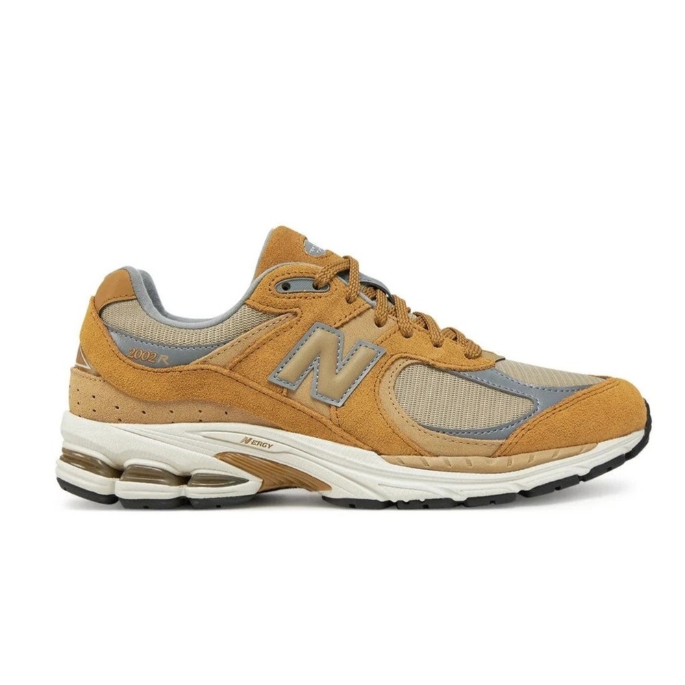 Big Kids Size 5 - New Balance 2002 Beige Running Shoes Sneakers GC2002CE NEW